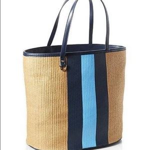 🎉SALE🎉 NWT Draper James striped straw tote